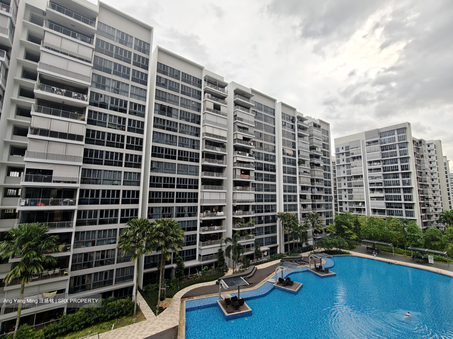 Skypark Residences (D27), Condominium #565537071